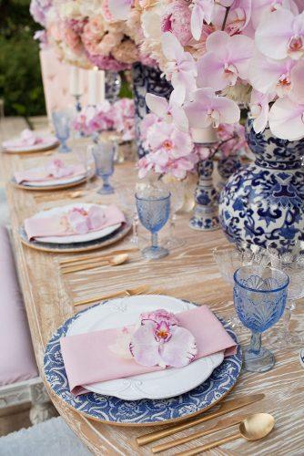 wedding trends 2019 bridal table pink orchids eclectic white blue vaces and glasses duke images