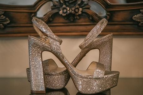 romantic-white-gold-hues-wedding_04