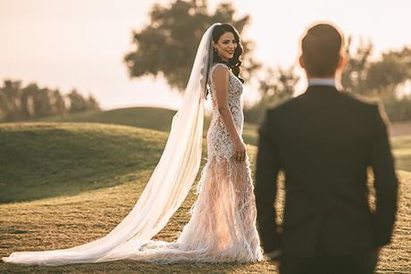 romantic-white-gold-hues-wedding_01