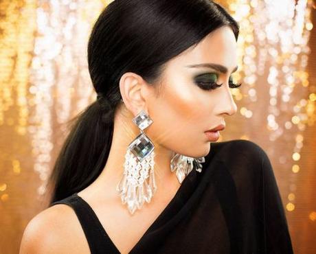 Diwali Fashion &  Beauty Tips To Steal The Show And Look Super-Stylish!