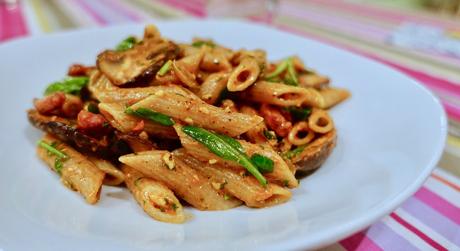 Home-made red pesto pasta dinner!