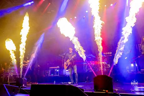 Tim Hicks and Friends Kickoff Get Loud Tour in Toronto