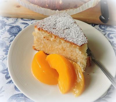 Lemon & Yogurt Cake