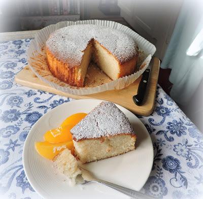 Lemon & Yogurt Cake