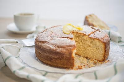 Lemon & Yogurt Cake