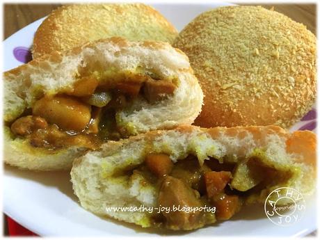 Baked Japanese Curry Buns