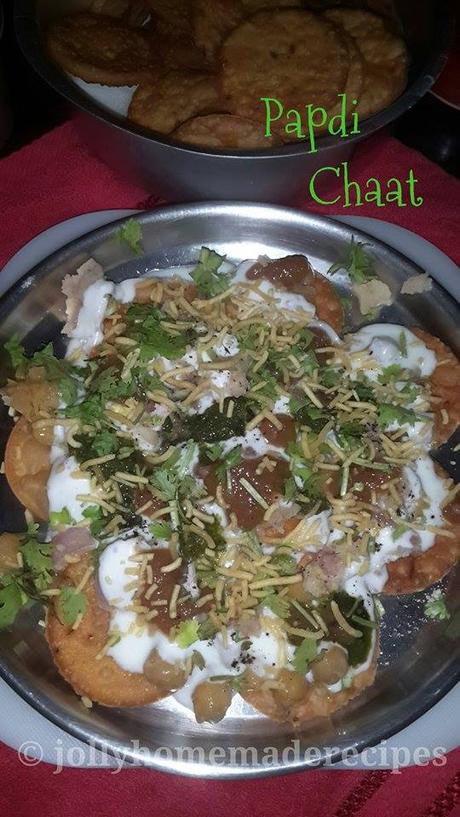 https://www.jollyhomemaderecipes.com/2015/08/papdi-chaat-recipe-how-to-make-delhi.html