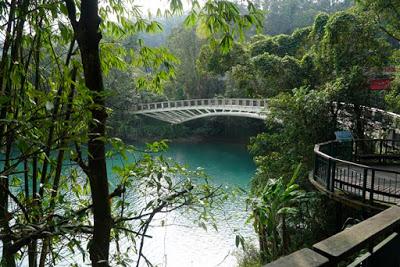 SUN MOON LAKE, TAIWAN: Hiking, Temples, and the Beauty of Nature