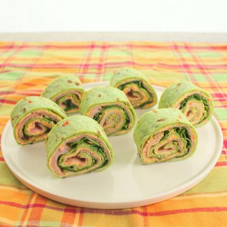 Cranberry Jalapeno Turkey Roll-Ups #CranberryWeek Cranberry Jalapeno Turkey Roll-Ups #CranberryWeek
