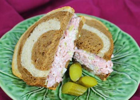 Cranberry Jalapeno Turkey Roll-Ups #CranberryWeek Cranberry Jalapeno Turkey Roll-Ups #CranberryWeek
