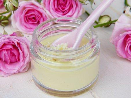 Health Benefits of Rose petals, Rose water, Rose oil
