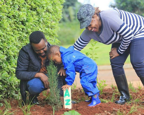 Lilian Muli Kando! P UNIT’s member Boneye’s wife delivers second baby in England Lilian Muli Kando! P UNIT's member Boneye's wife delivers second baby in England