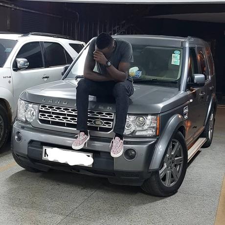 Comedian Obinna now eyeing Bentley Mulsanne after gifting himself a Kes 3.5 million Land Rover Discovery 4 Comedian Obinna now eyeing Bentley Mulsanne after gifting himself a Kes 3.5 million Land Rover Discovery 4