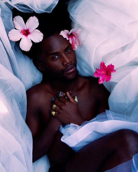 From smoking weed to nude photography, now this! Lupita Nyongo’s brother wears a dress at a public function in Nairobi