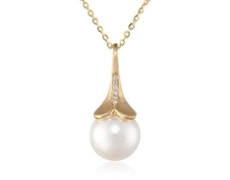 Why Picking a Pearl Necklace is the Best Gift Idea for Your Lady