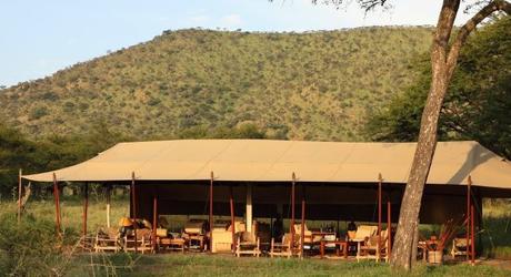 Enchanting Travels - Tanzania Tours - Serengeti Hotels - Dunia Camp Serengeti