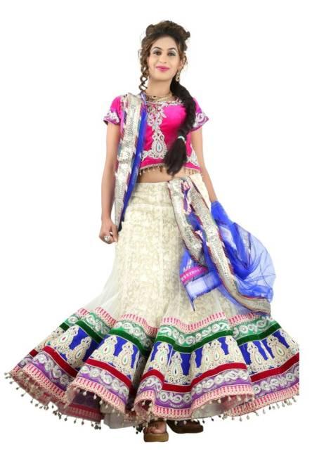 Traditional Wears that Matter! The Ghagra and The Lehenga!