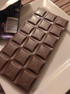 Cadbury Darkmilk Chocolate Review