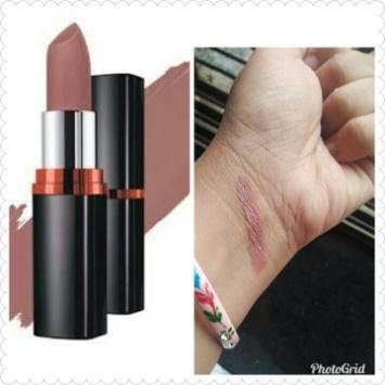 Shopping, Style and Us: India's Best Shopping and Self-Help Blog - Maybelline Mysterious Mocha a perfect nude with grey undertones.