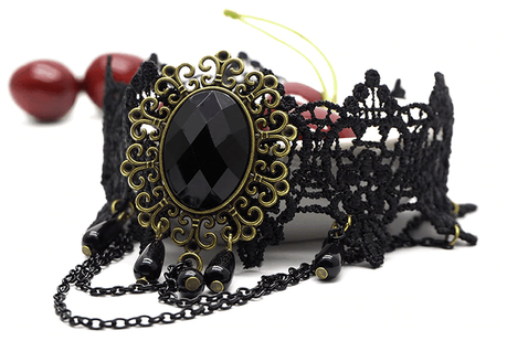 Gothic jewelry: sheer mysticism & darkness