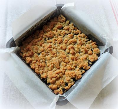 Cranberry Crumble Bars