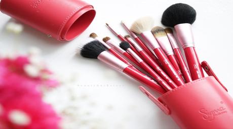 5 Essential Beauty Tools Every Women Must Own!