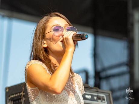 Side A – Kira Isabella Interview and Review Side A – Kira Isabella Interview and Review