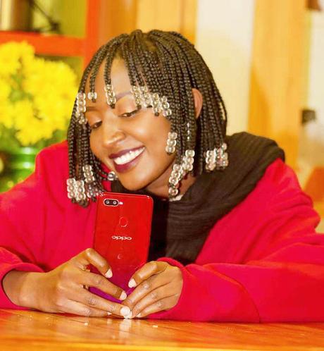 Churchill Show's Mamito shows off her OPPO F9