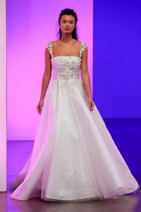 gorgeous-bridal-runaway-show-gracy-accad_12