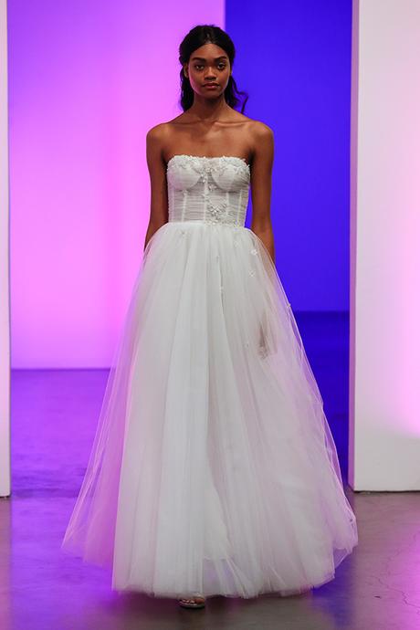 gorgeous-bridal-runaway-show-gracy-accad_09
