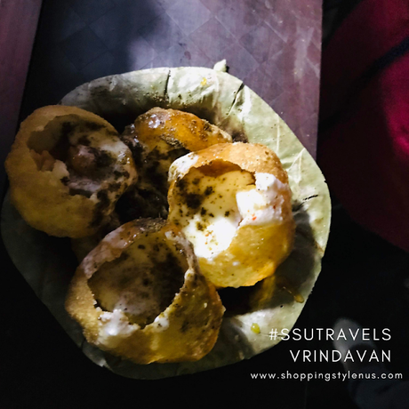 Shopping, Style and Us: India's Best SHopping and Selfhelp Blog- Dahi-Golgappe on the streets of Vrindavan
