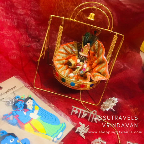 Shopping, Style and Us: India's Best Shopping and Self-Improvement Blog - Shopping for Souvenirs in Vrindavan