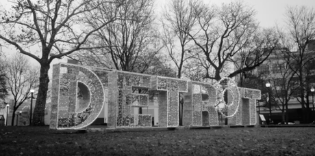 CeCe Winans Releases “It’s Christmas” Music Video