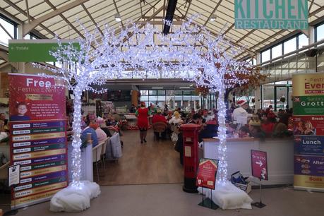 Breakfast with Santa at Wyevale