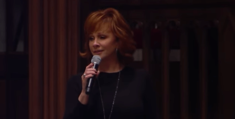 Reba McEntire Sings “The Lord’s Prayer” At George H.W. Bush Funeral