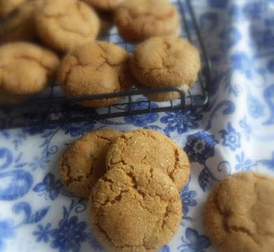 Spicy Ginger Crinkles