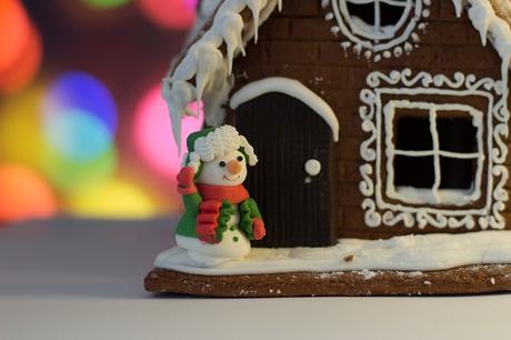 Image: Gingerbread House, by Таисия Слободян on Pixaby