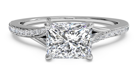 6 Popular Diamond Rings You Could Gift This Christmas