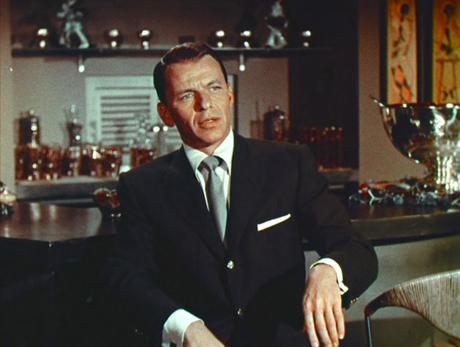 Frank Sinatra’s Navy Blazer for the Holidays Frank Sinatra’s Navy Blazer for the Holidays
