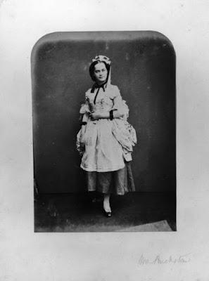 Wednesday 12th December - Beatrice Buckstone Wednesday 12th December - Beatrice Buckstone