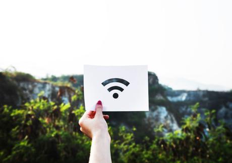 6 Ways to Stay Safe Online When Using Public WiFi