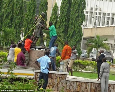 called racist ~ Gandhi's statue pulled down in Ghana !