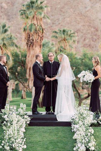 how to officiate a wedding outdoor wedding officiant