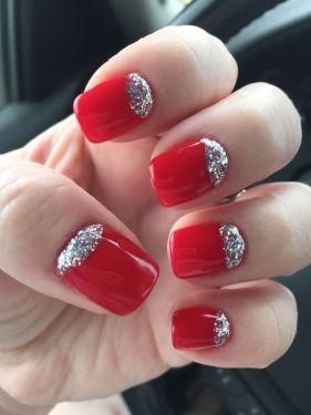 5 Best and Easy Sparkly Red Glitter Christmas Nail Design Images