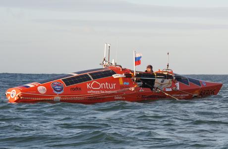 Fedor Konyukhov has Begun His Attempt to Row Around the Southern Hemisphere