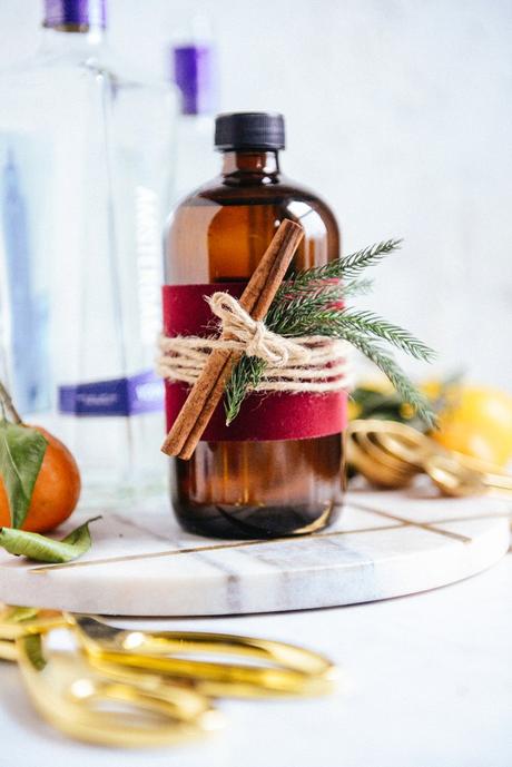 Homemade Bitters: A DIY Holiday Gift for Cocktail Connoisseurs