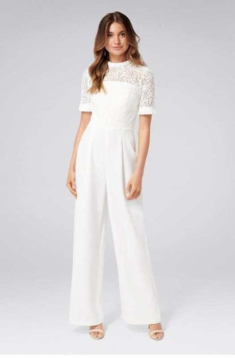 5 Winter Christmas Fashion Staples To Buy This Season! 5 Winter Christmas Fashion Staples To Buy This Season!