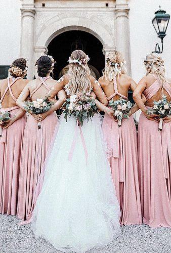 bridesmaids photos from back with bouquet julietcharms