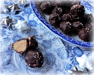 Leona's Peanut Butter Balls