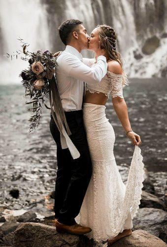 bohemian wedding photos kiss near lake csimon